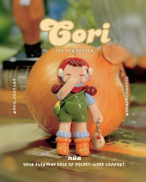 Cori the Hen Keeper Polymer Clay Keychain - nua shophouse